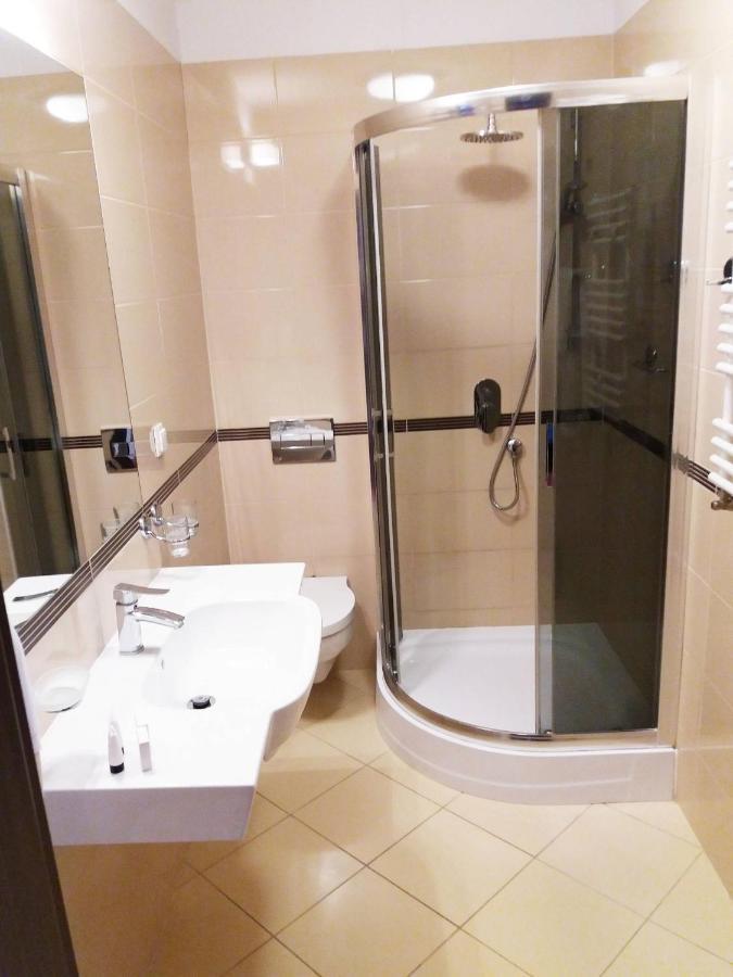 Hotel Zamek Krolewski W Rydzynie Rydzyna Buitenkant foto