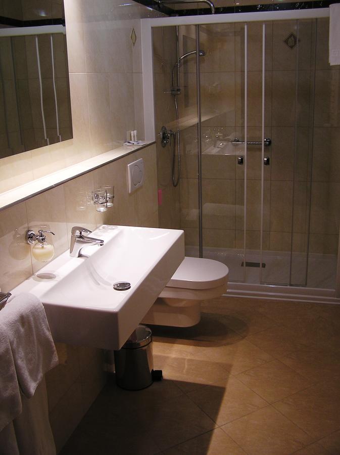 Hotel Zamek Krolewski W Rydzynie Rydzyna Buitenkant foto